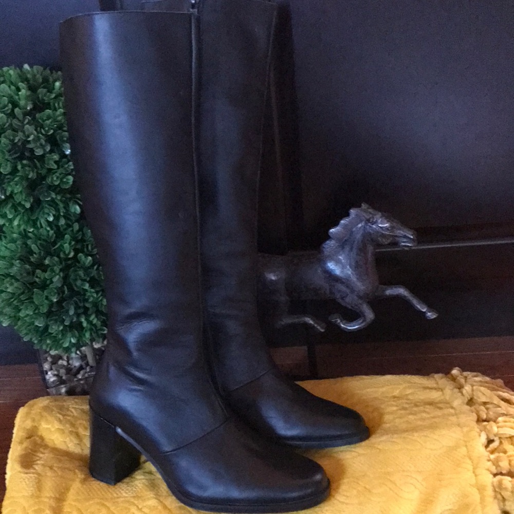 leather black boots made in Italy - 3 inch heel , size 8 but fits more like a 7!